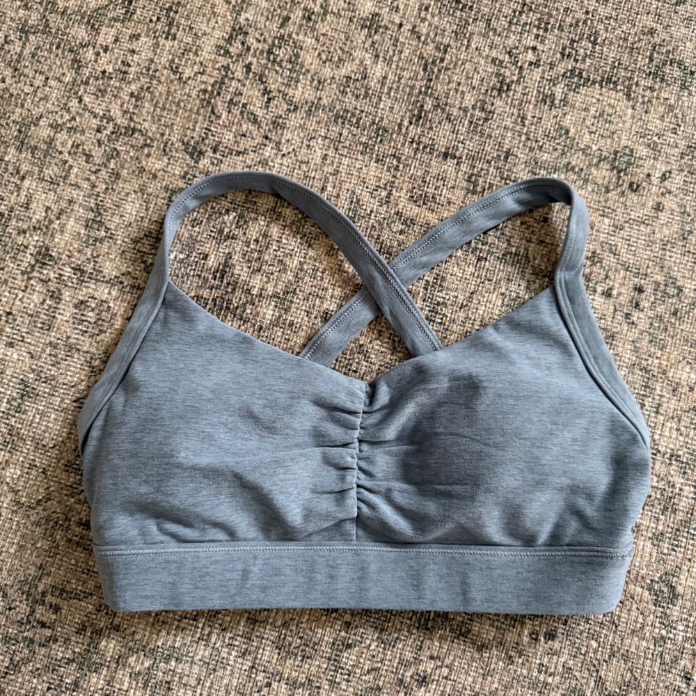 Vuori Elevation Ruched Bra in Flint Heather | size S